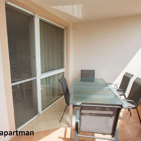 Apartmanhotel Liza *